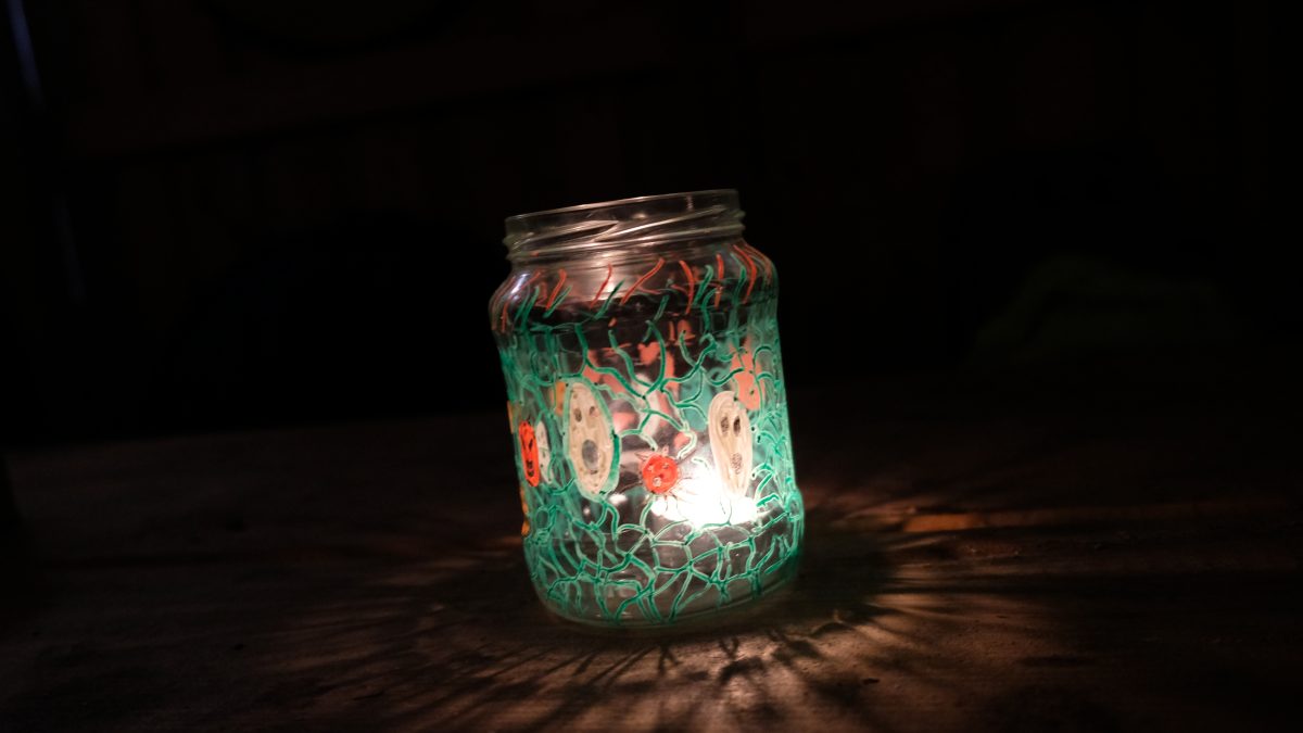 En af elevernes hjemmelavede lanterner.